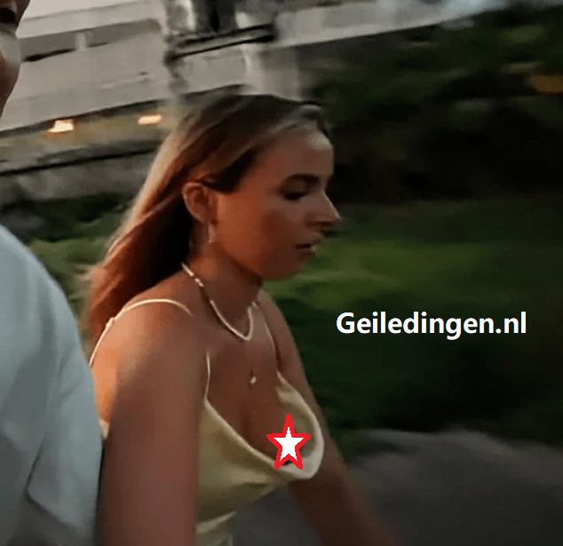 Lynn Hermanussen nipslip – Slowmotion